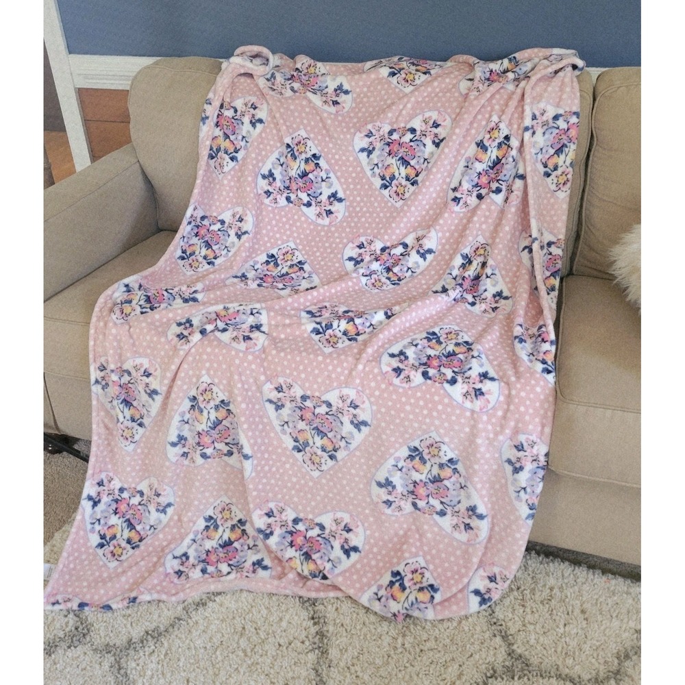 Vera Bradley Pink Plush Throw Blanket MON AMOUR Grandmillennial Hearts - Picture 2 of 6